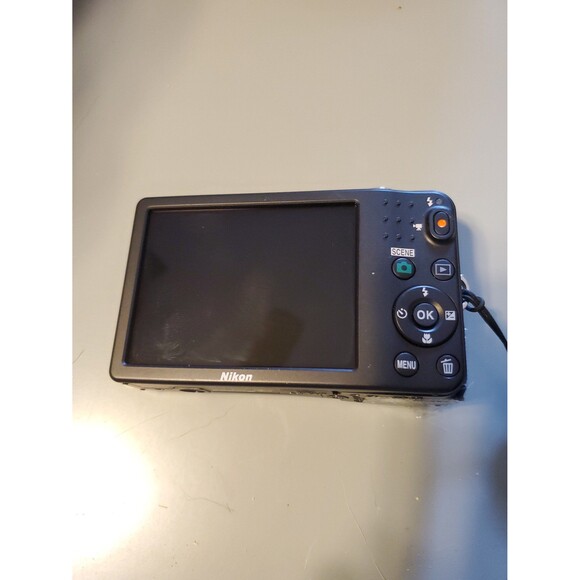 Nikon coolpix l28 digital camera READ - Picture 2 of 7